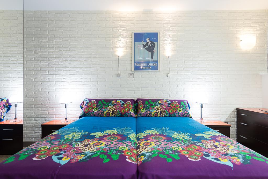 Suites Garden Loft Dalí Las Palmas de Gran Canaria Habitación foto